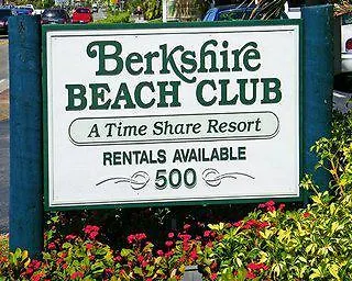 Getaways At Berkshire Beach Club Hotel